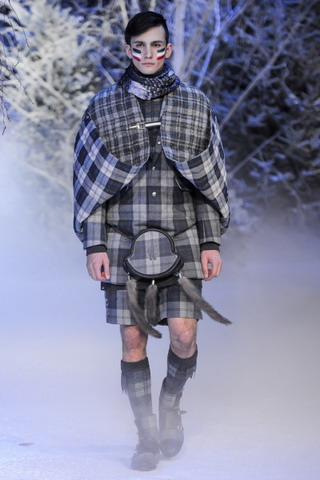 Moncler Gamme Bleu / - 2013-2014